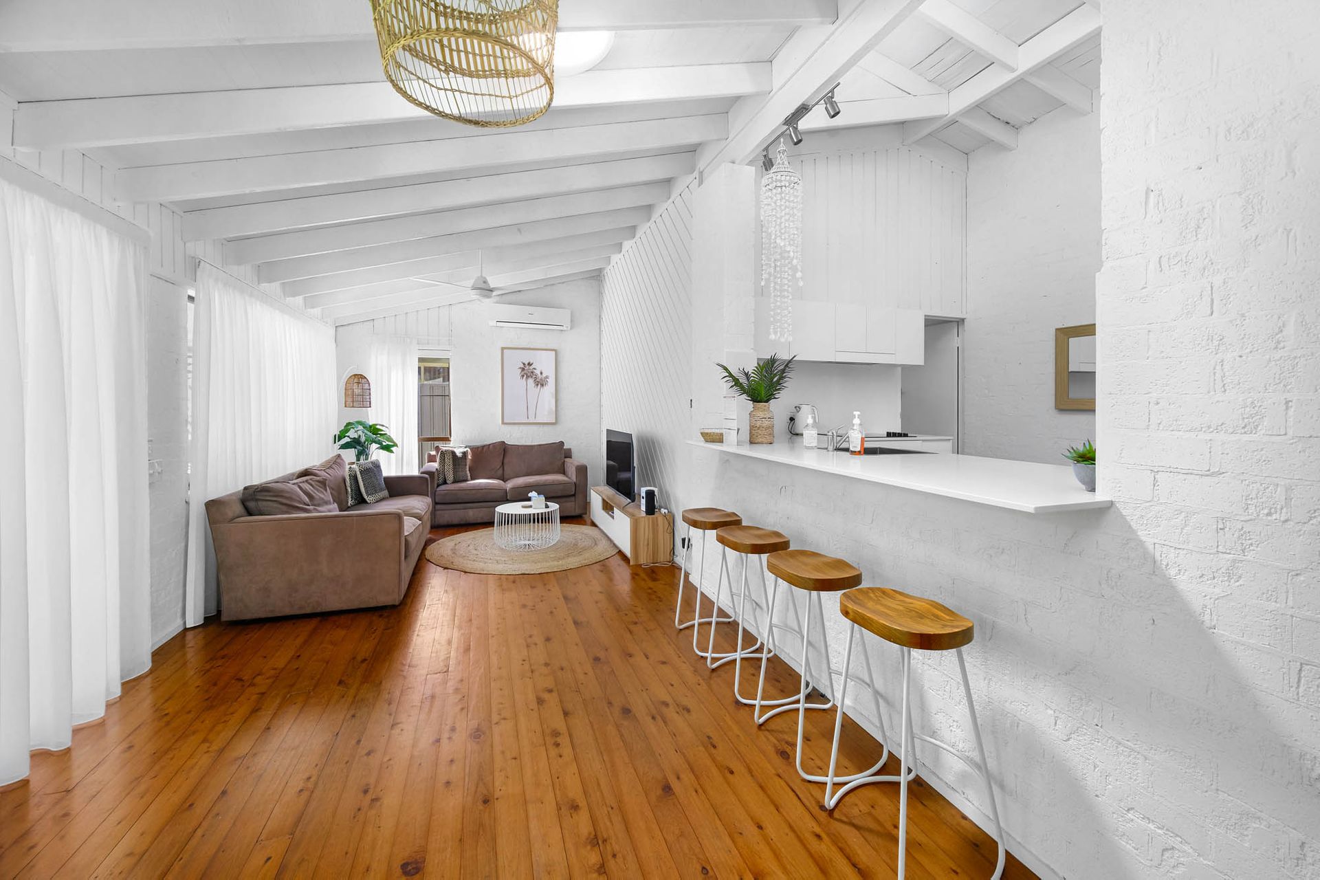 Laguna house near Forster & Boomerang Beach Forster Holiday Rentals